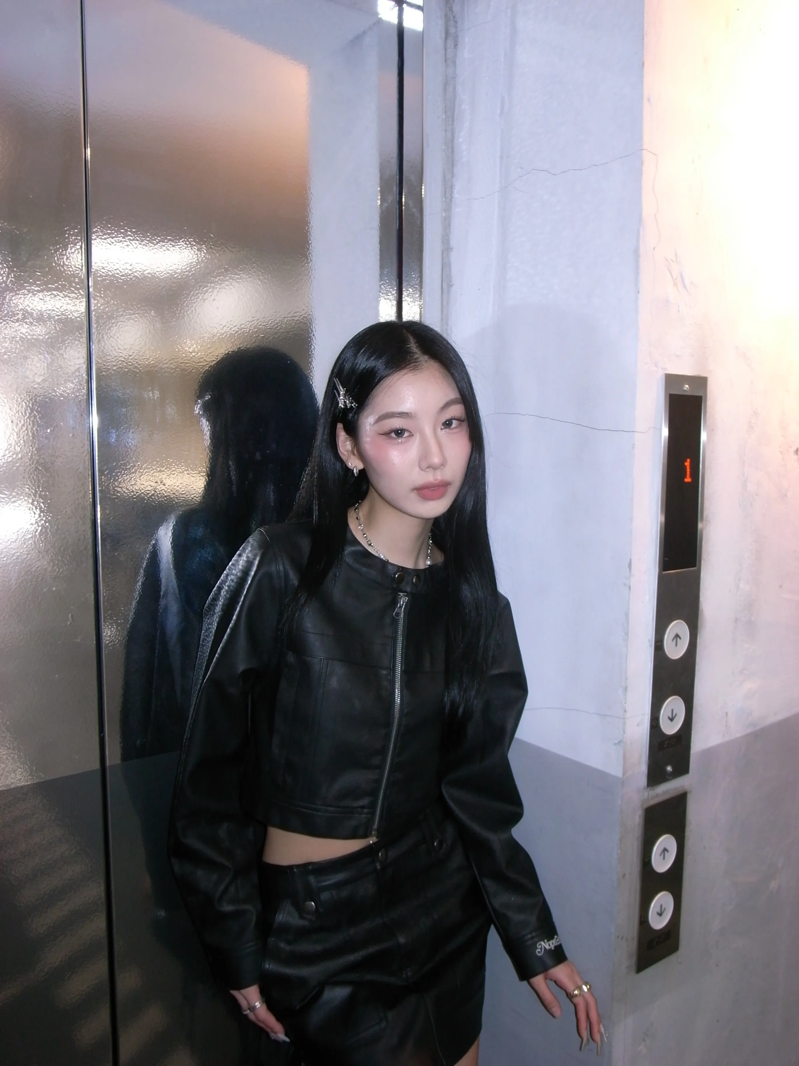 cropped  fake leather jacket