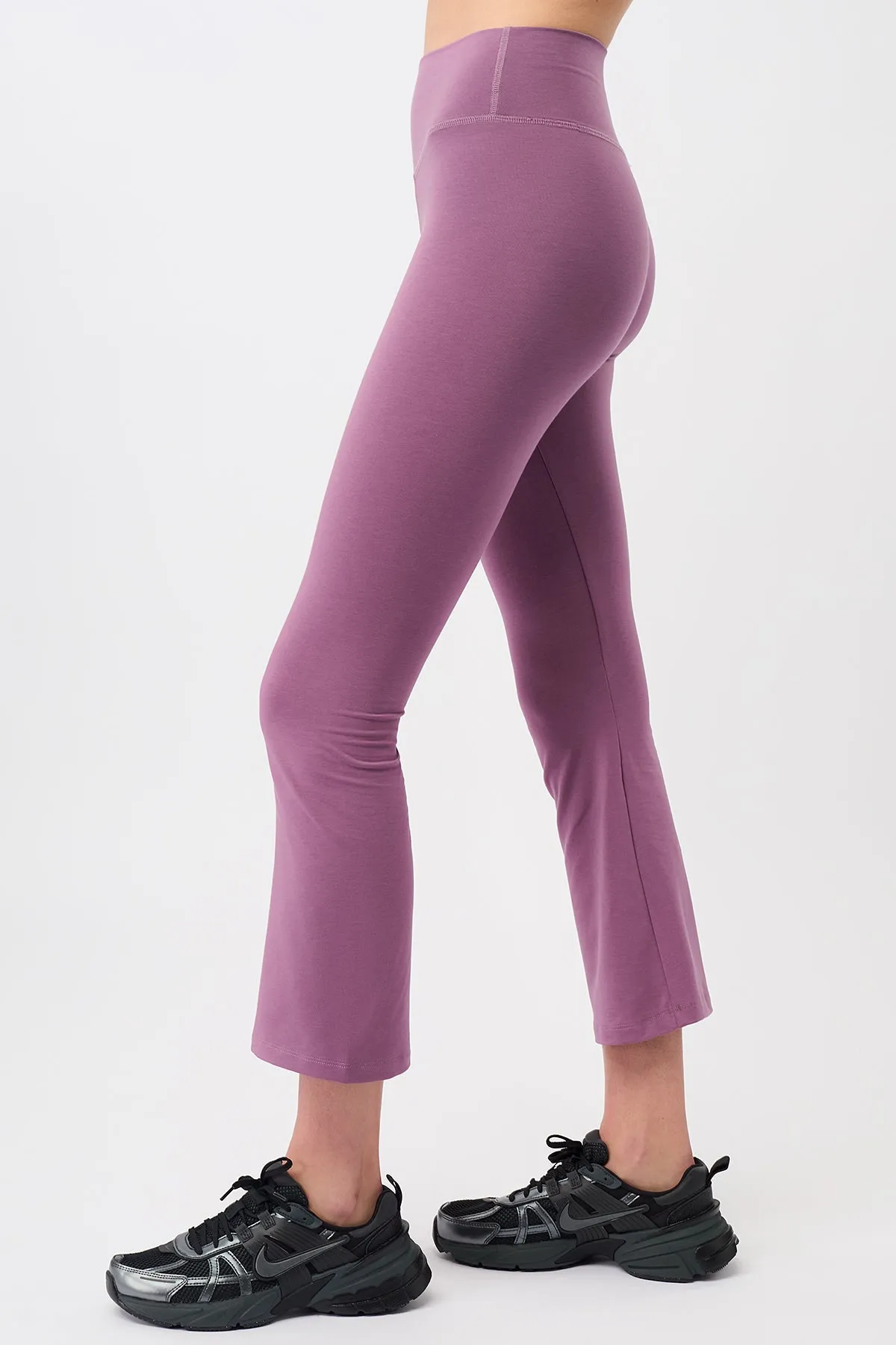 Cropped Flared Pants Grape