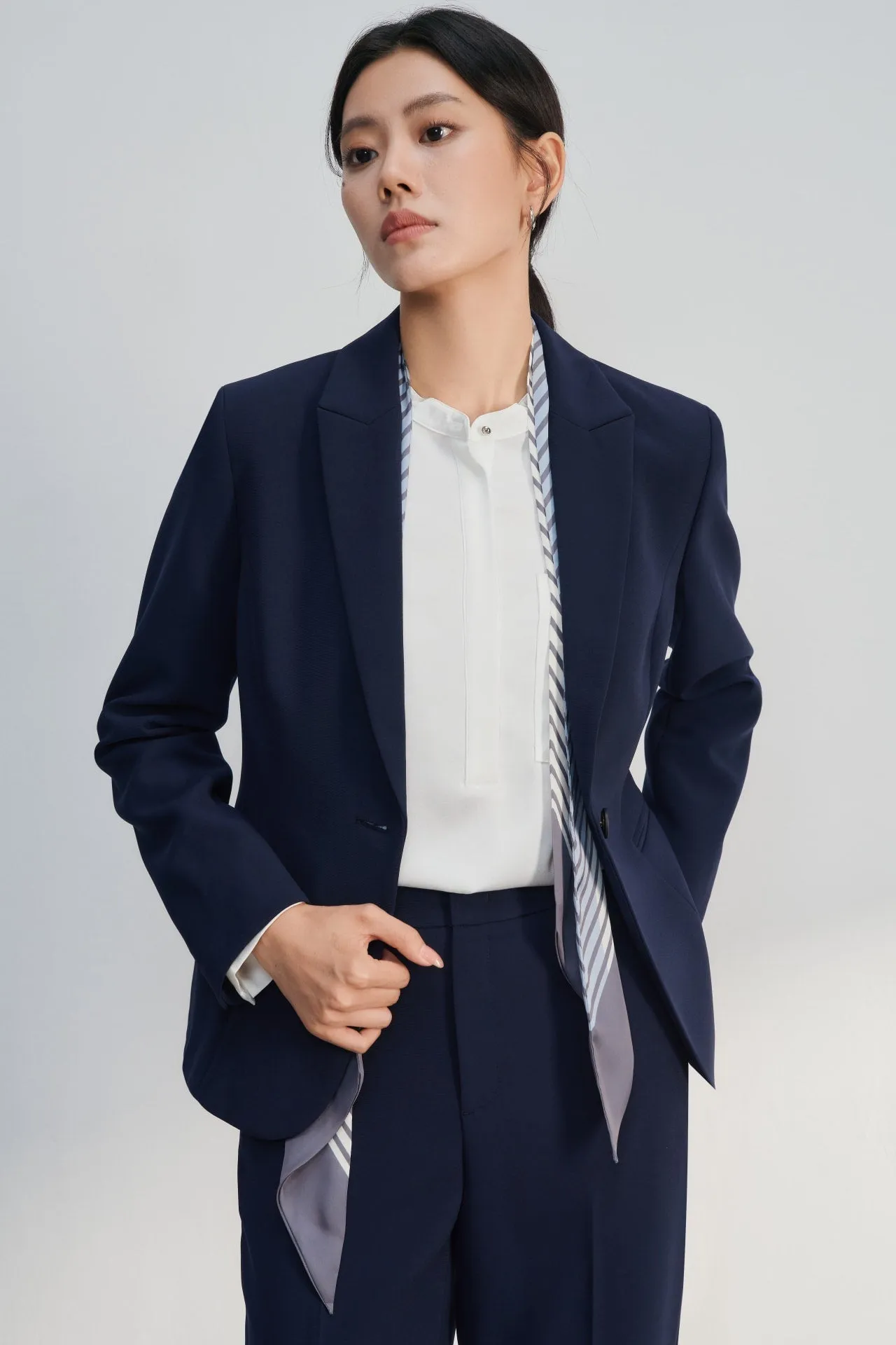 Multi-Way Stretch Suit Blazer With Scarf