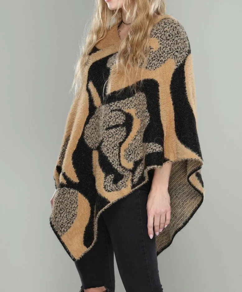 Poncho Tan/Black Abstract Print